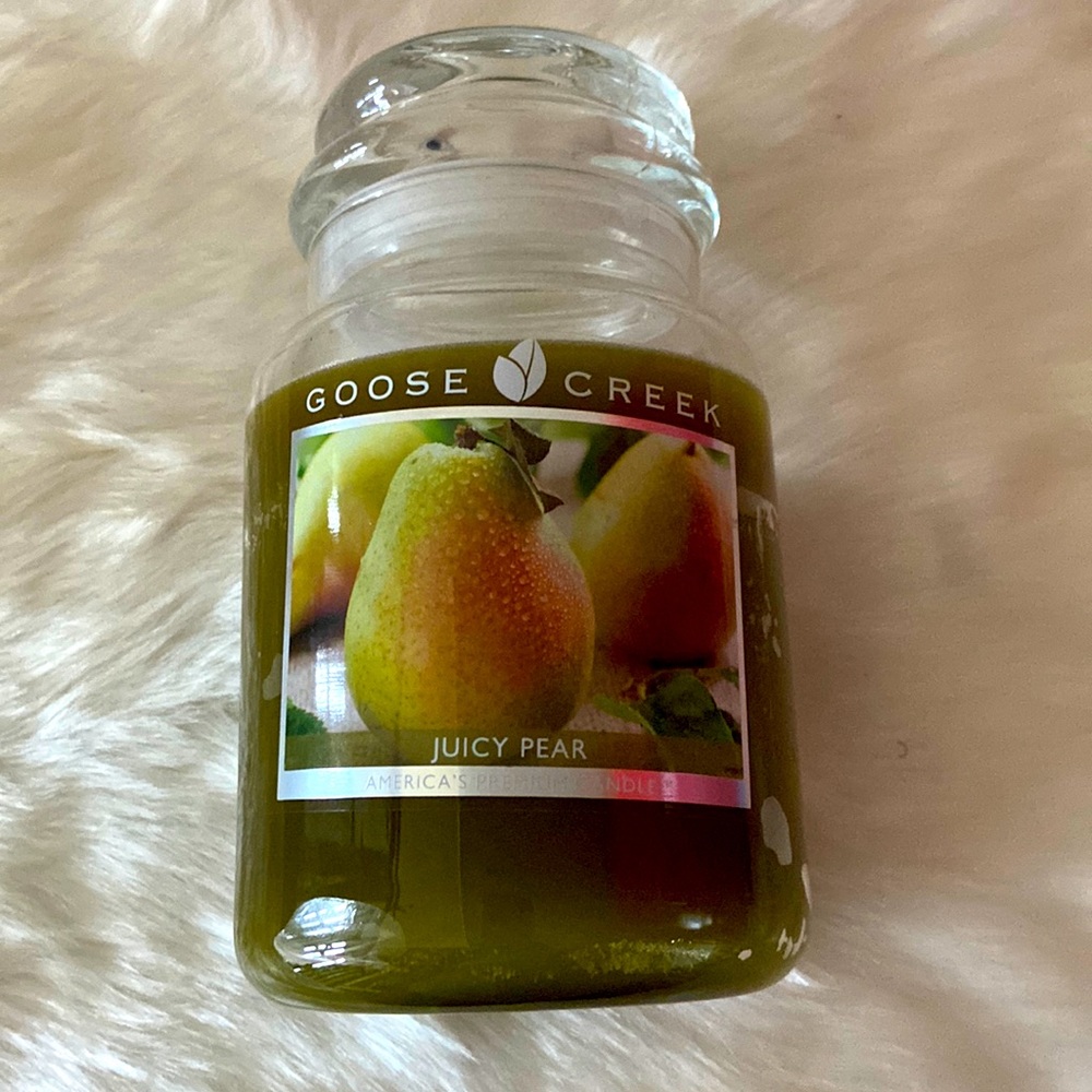Goose creek juicy pear 24oz two flame candle